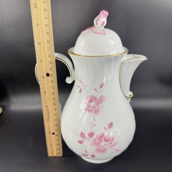 AK Kaiser Porcelain Teapot Rokokoform Dubarry Germany Rose Bud Carafe Mirabell - Picture 3 of 16
